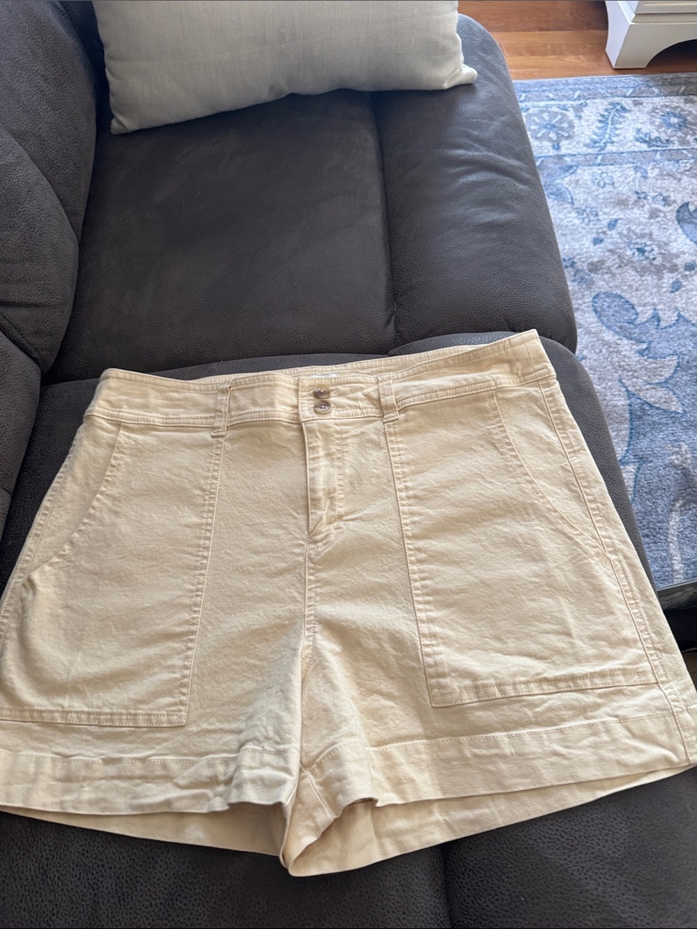 A New Day Khaki Shorts - size 14